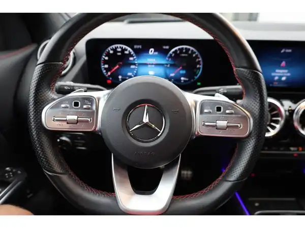 MERCEDES-BENZ GLA 250 e (12/19)