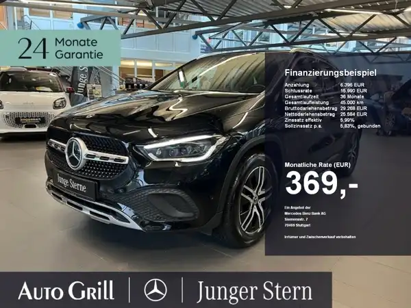 MERCEDES-BENZ GLA 220 d 4MATIC (1/27)