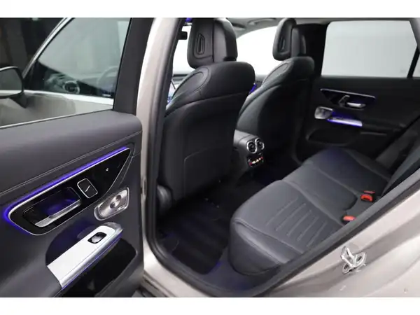 MERCEDES-BENZ GLC 200 4M (11/27)