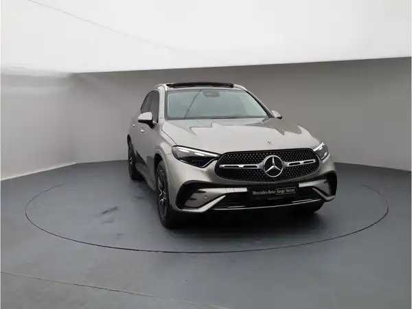 MERCEDES-BENZ GLC 200 4M (8/27)