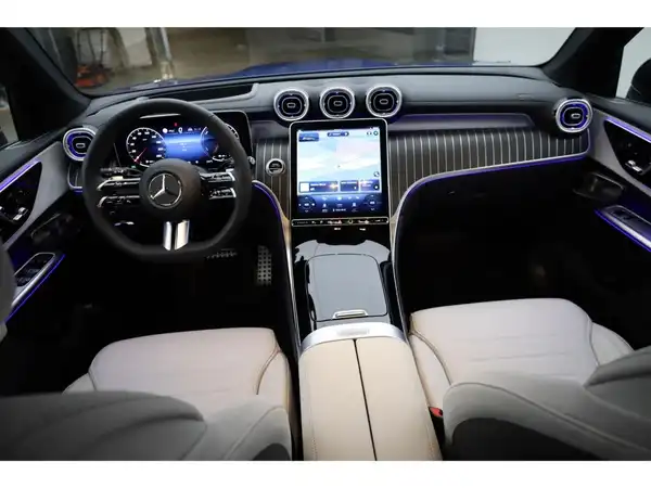 MERCEDES-BENZ GLC 400 e 4M (14/30)