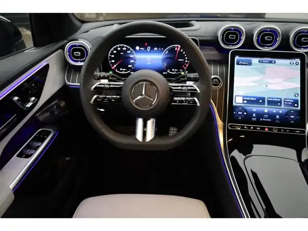 MERCEDES-BENZ GLC 400 e 4M (15/30)