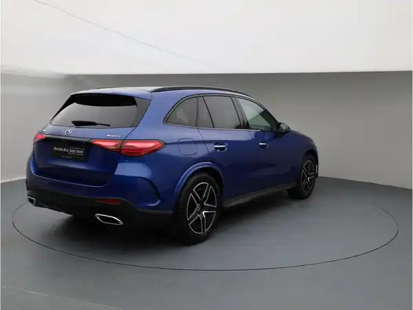 MERCEDES-BENZ GLC 400 e 4M (6/30)