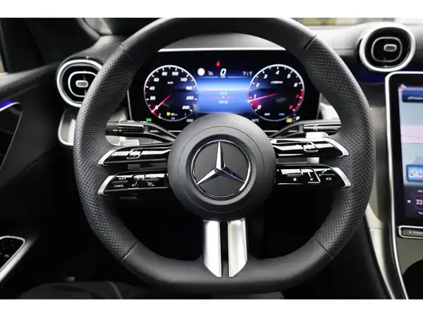 MERCEDES-BENZ GLC 300 4M Coup (15/29)