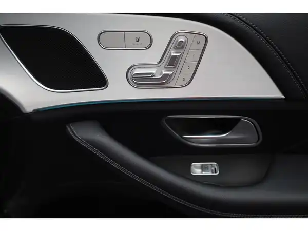 MERCEDES-BENZ GLE 300 d 4M (19/27)