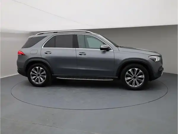 MERCEDES-BENZ GLE 300 d 4M (6/27)