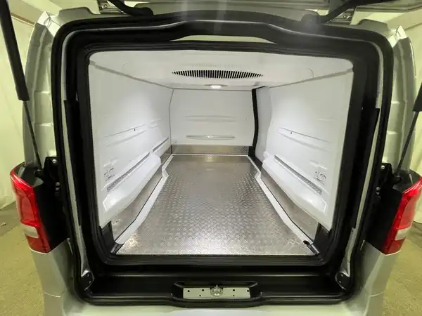 MERCEDES-BENZ Vito 116 CDI (16/24)