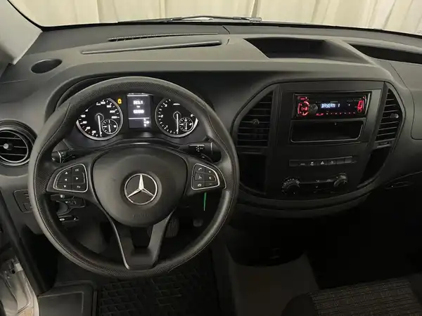 MERCEDES-BENZ Vito 116 CDI (9/24)