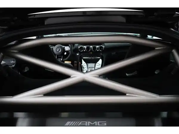 MERCEDES-BENZ AMG GT Black Series (12/19)