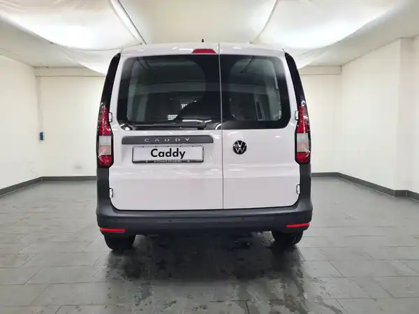 VW Caddy Cargo 2.0 TDI (6/15)