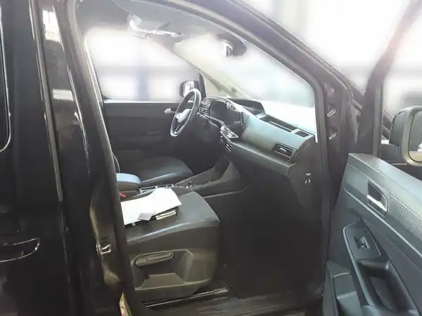 VW Caddy Style 5-Sitzer 1.5 TSI (8/10)
