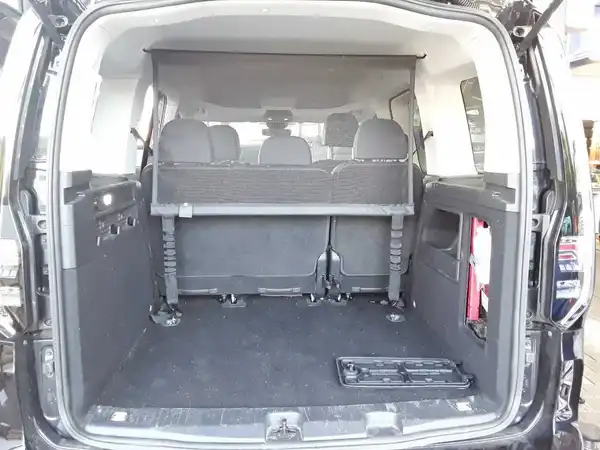 VW Caddy Style 5-Sitzer 1.5 TSI (10/10)